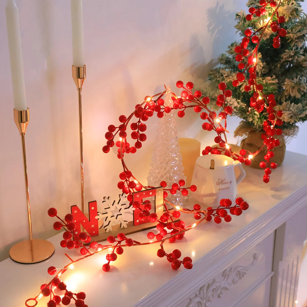 Guirlanda de luzes LED com frutos vermelhos artificiais para o Natal, luzes em forma de videira para decorar árvores de Natal, casas, casamentos, festas e para a decoração de inverno.