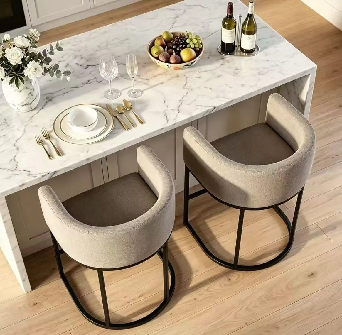Conjunto de 3 Banquetas de Bar em Linho com 26'' de Altura, Design Moderno com Encosto e Braços, Personalizável