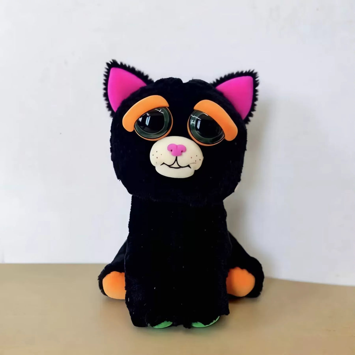 Boneco de Animal de Tamanho Médio Feisty Pets, Panda com Rosto Intercambiável, Brinquedo Interativo para Crianças