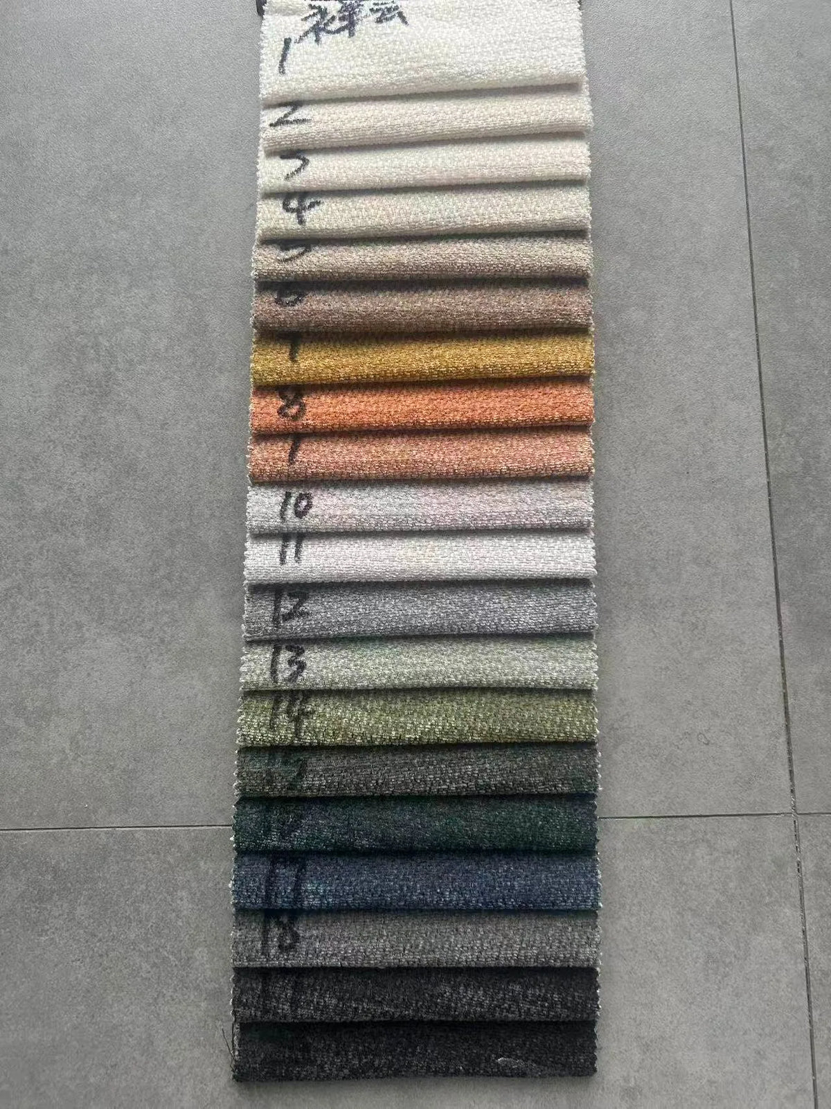 Any Size Custom Compressed Fabric Sofa Hand Tufted Design Integrated Sponge Roll Pack Shipping Multiple Color Living Room Bedroo