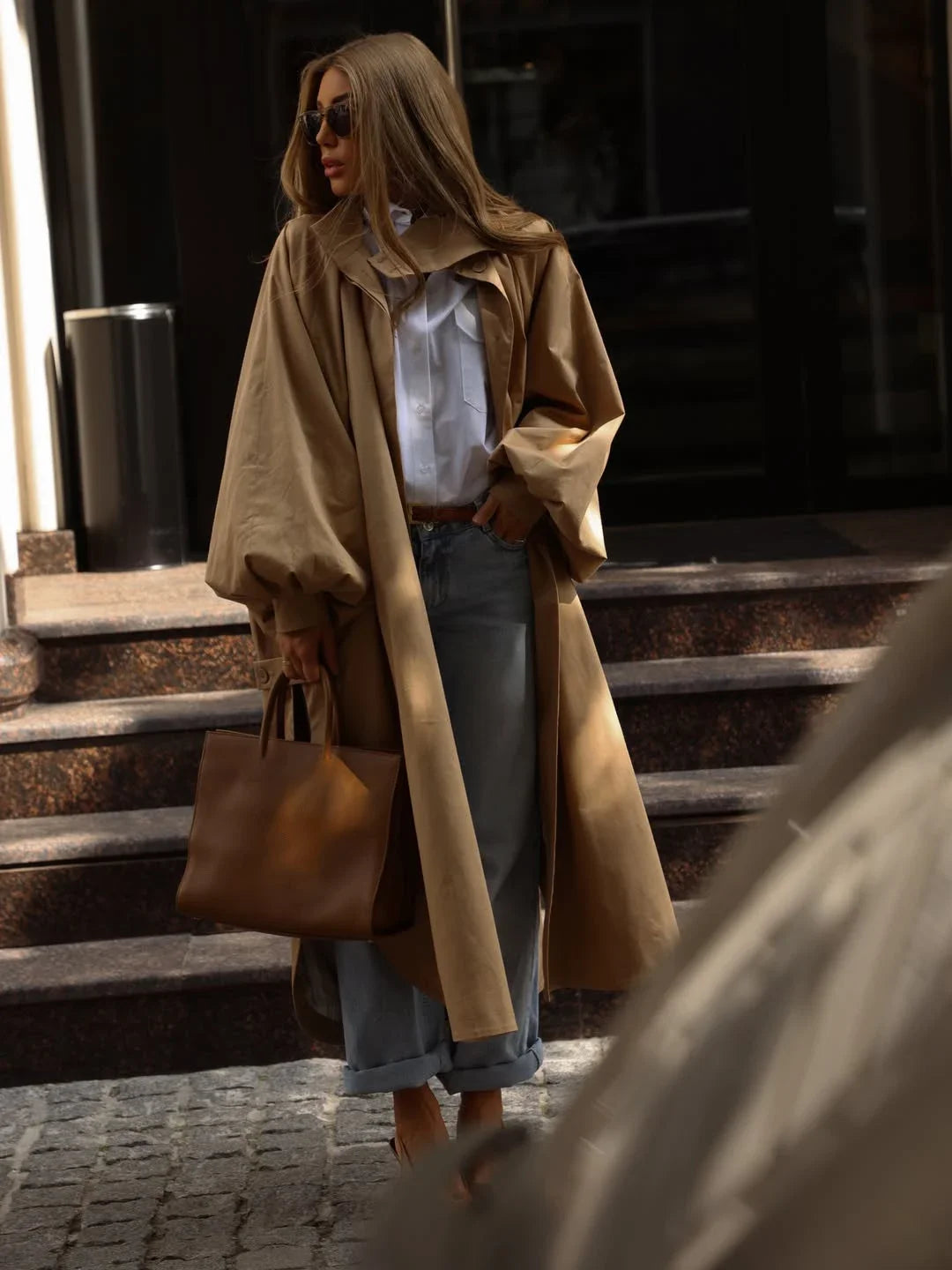 Casaco de Trincheira Comprido de Outono para Mulher com Gola Subida, Botões, Mangas Morcego, Abertura Lateral, Sobretudo Oversize, Estilo Chic, Moda Urbana e Corta-vento