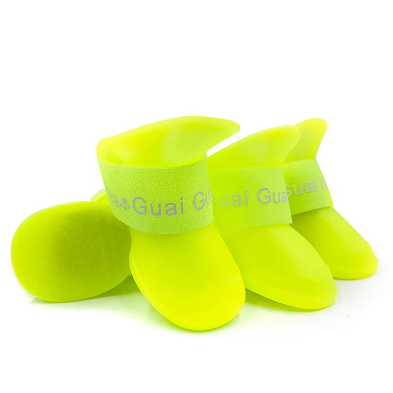Sapatos de chuva de silicone para animais de estimação, antiderrapantes, à prova d'água, sapatos para cães com sola macia, calçados para cães pequenos, gatos e teddy. Kasa & Pet